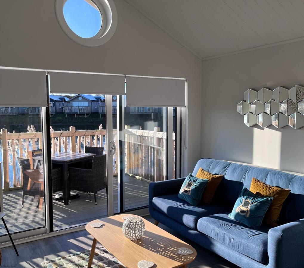The Lake House At The Bay Filey, Sleeps 4, 1 Dog Welcome For Free Too Exteriör bild
